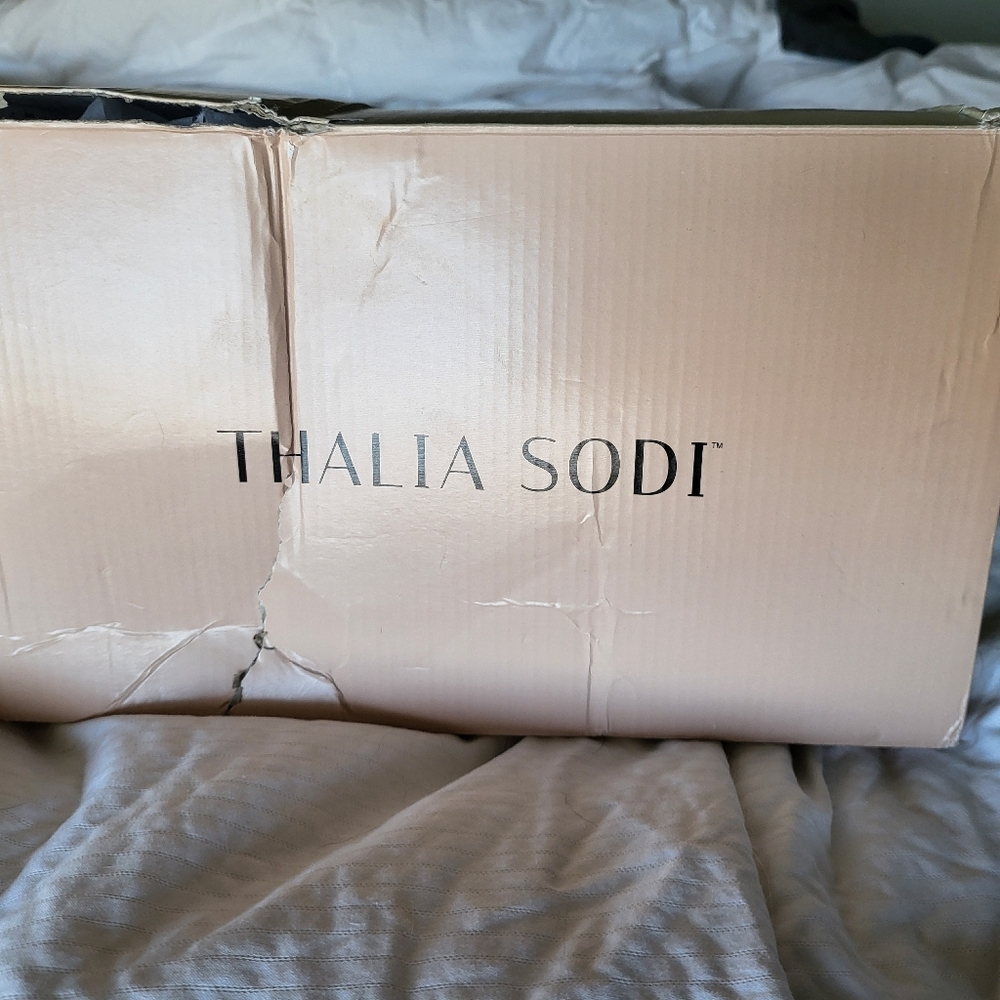 Thalia Sodi Crystal Glitter Pumps- NEW - Picture 7 of 7